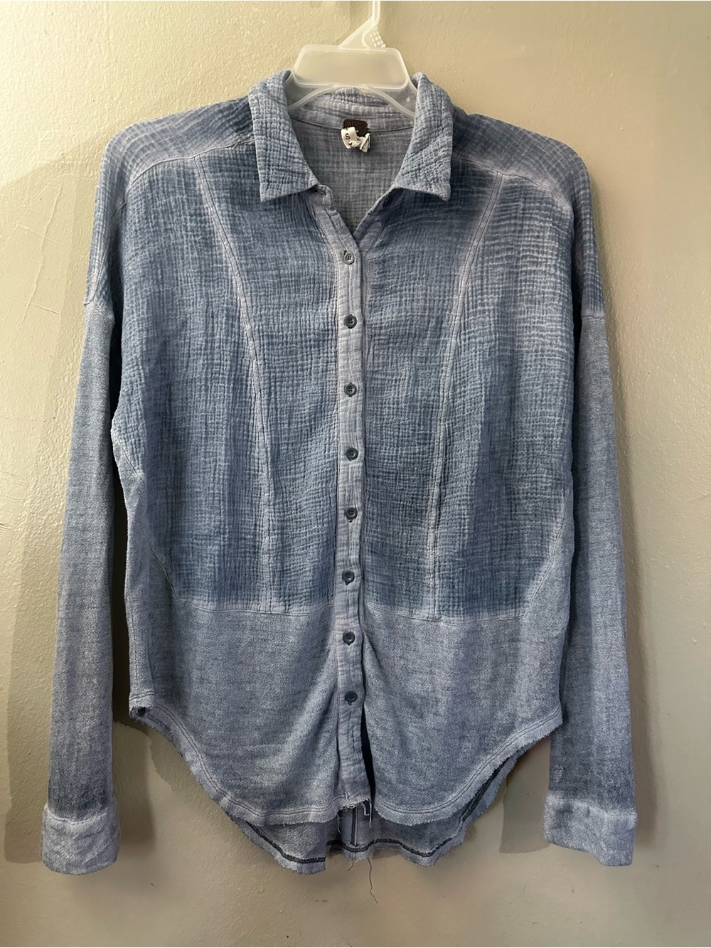 We the free/free people blue washed distressed gauze knit button down shirt Smal